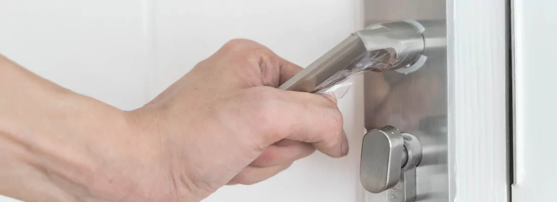 Expert Garage Door Opener Repair and Installation in Bartow, FL